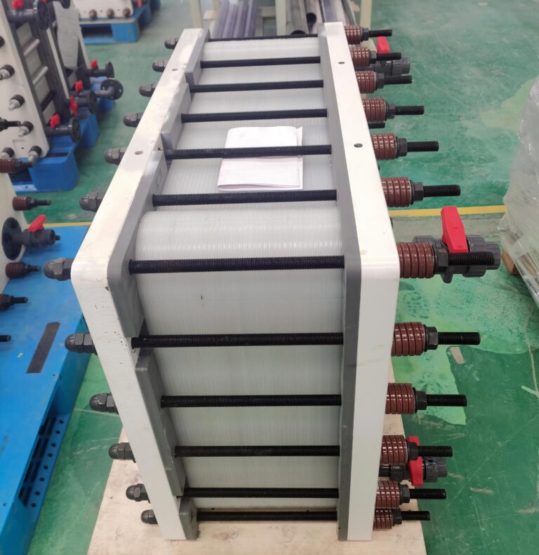 Die compression springs installed on a flow battery stack